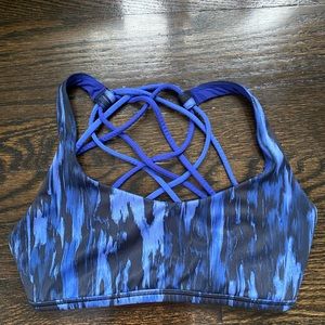 Lululemon free to be wild sports bra